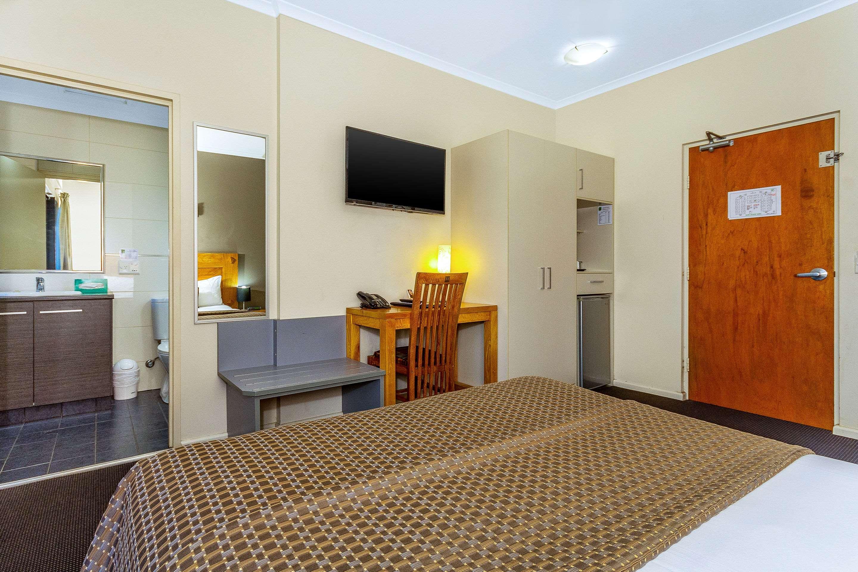 Quality Hotel Darwin Airport Esterno foto