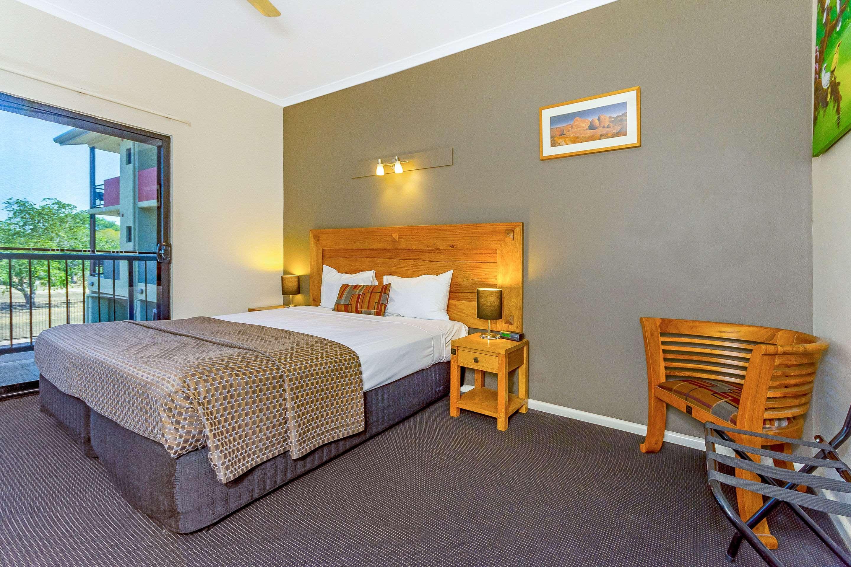 Quality Hotel Darwin Airport Esterno foto A room at the hotel