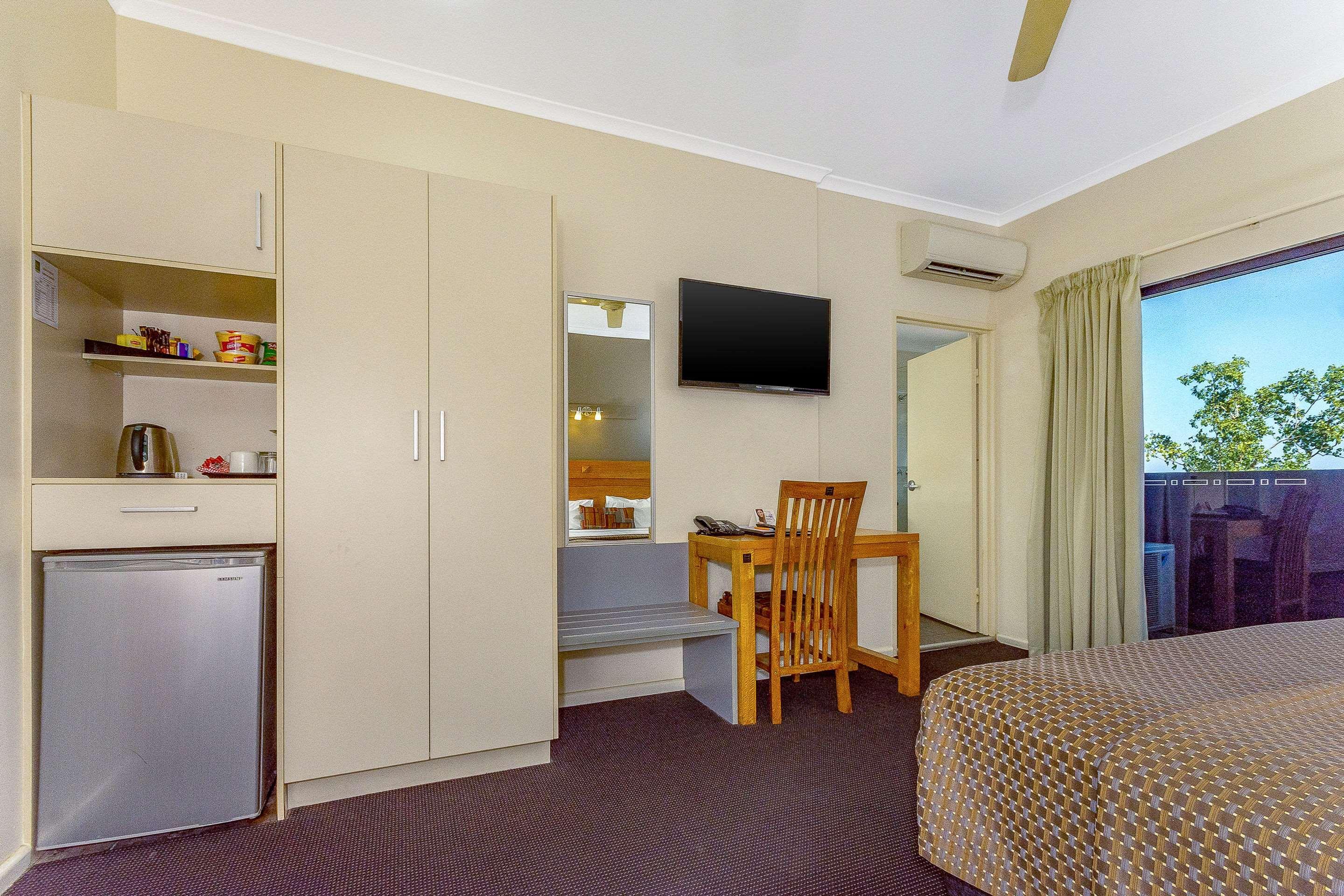 Quality Hotel Darwin Airport Esterno foto