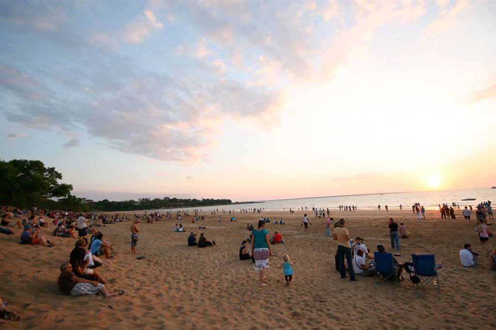 Quality Hotel Darwin Airport Servizi foto Sunset at the beach