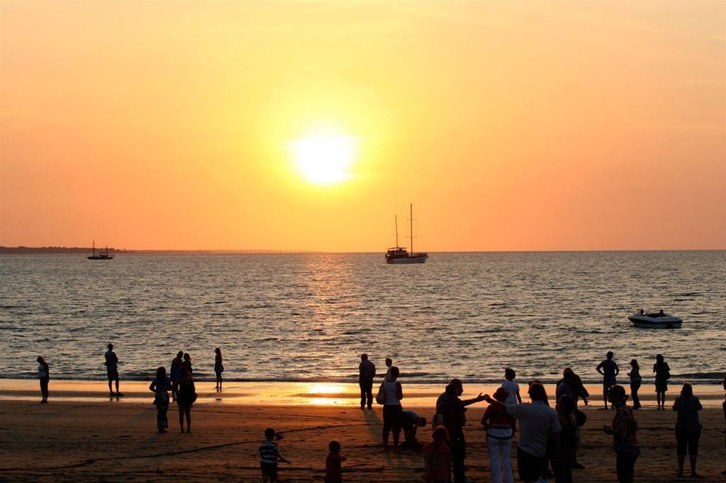 Quality Hotel Darwin Airport Servizi foto Sunset at Juhu beach