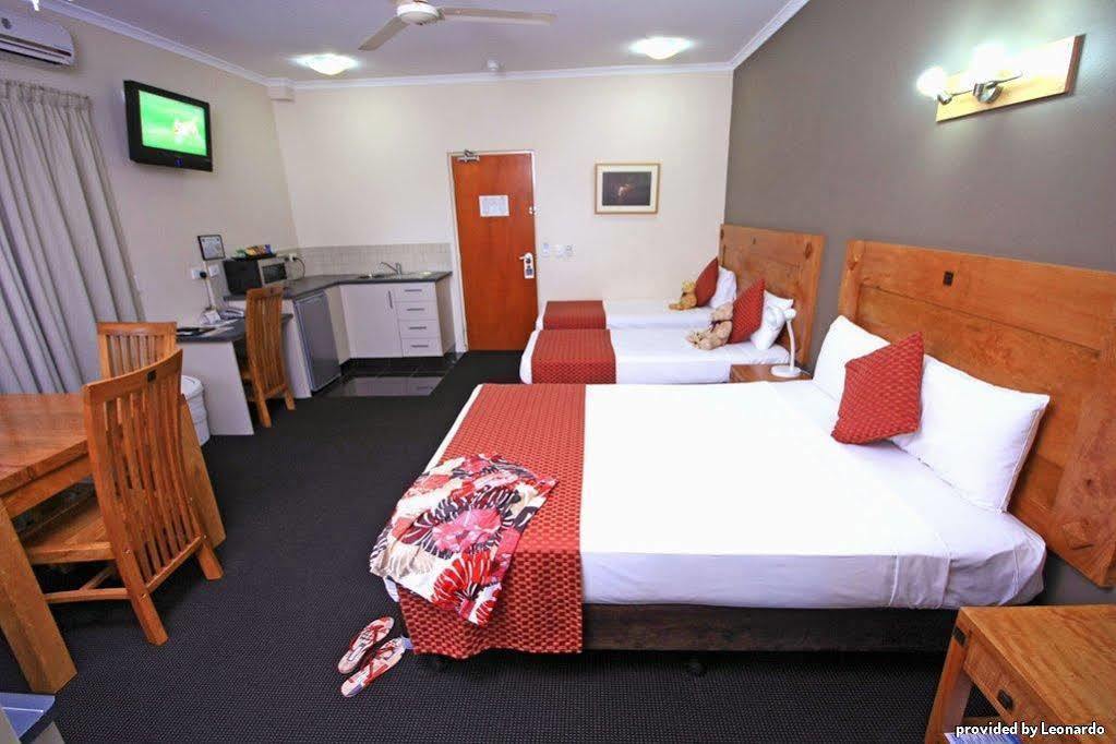 Quality Hotel Darwin Airport Esterno foto Studio